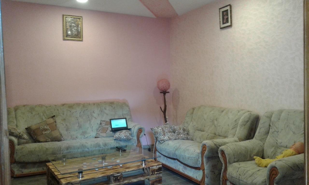 Guest House Nima Borzsomi Kültér fotó
