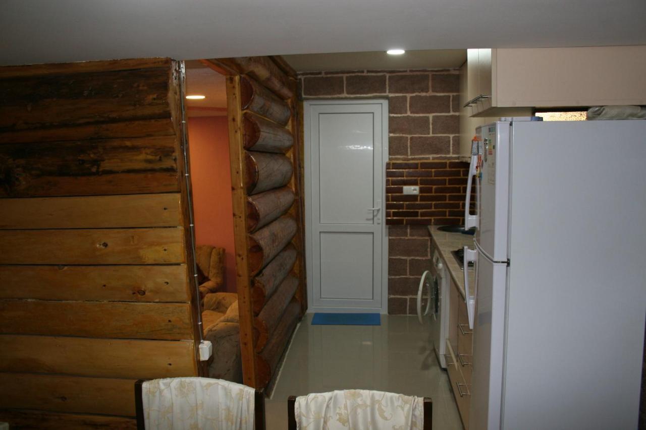 Guest House Nima Borzsomi Kültér fotó